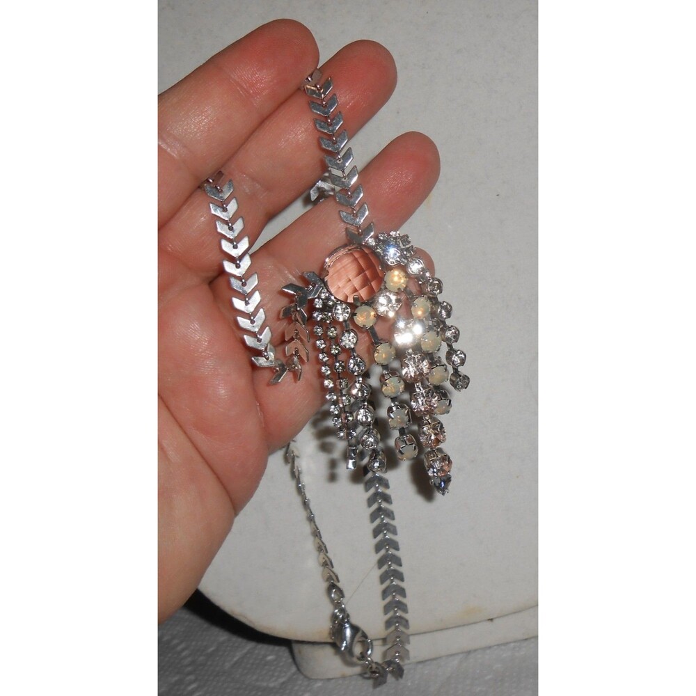 Vintage Express Silver Necklace Chevron Herringbone Chain Rhinestone Waterfall - Picture 5 of 13
